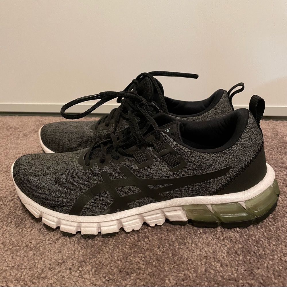 ASICS Running shoes